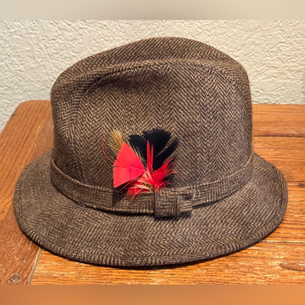 Vtg. Artel Fedora Wool Hat Feathers Sz. S Brown USA Old Money Grandpa Classic